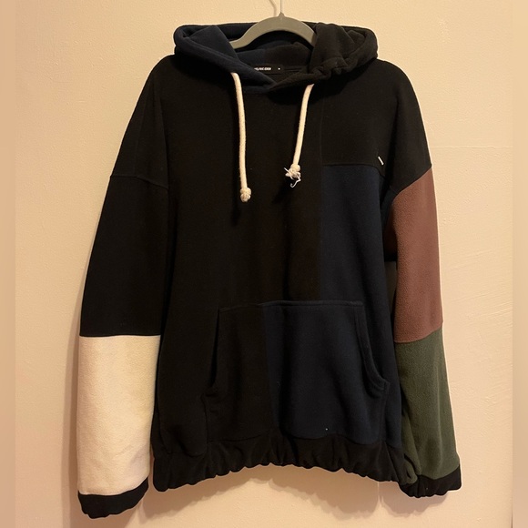 Aelfric Eden color block fuzzy sweatshirt - Picture 1 of 3